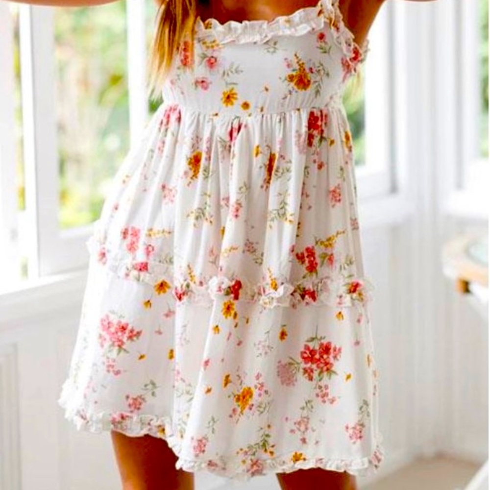 Brand new white flower summer dress